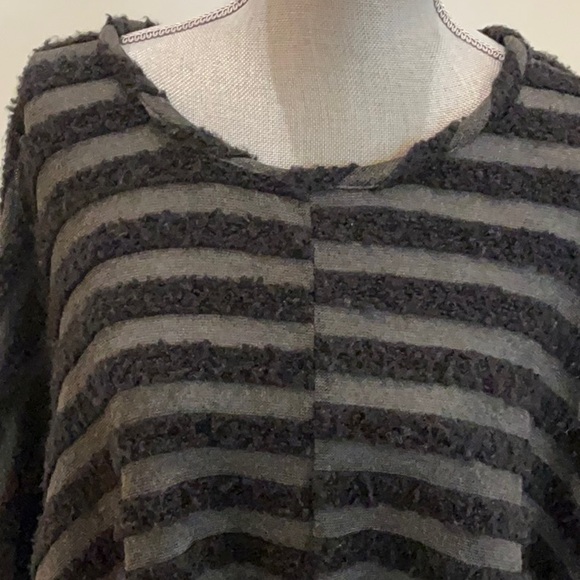 Dressed to Kill Striped Black Sweater.  One size fits most. - Picture 3 of 7